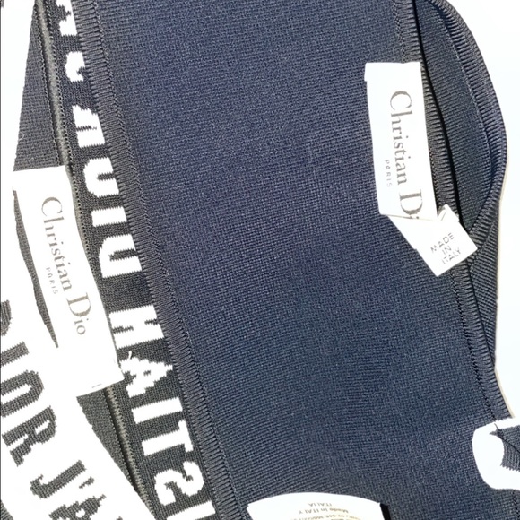 Christian Dior Bralette and Briefs Xs - Picture 9 of 9